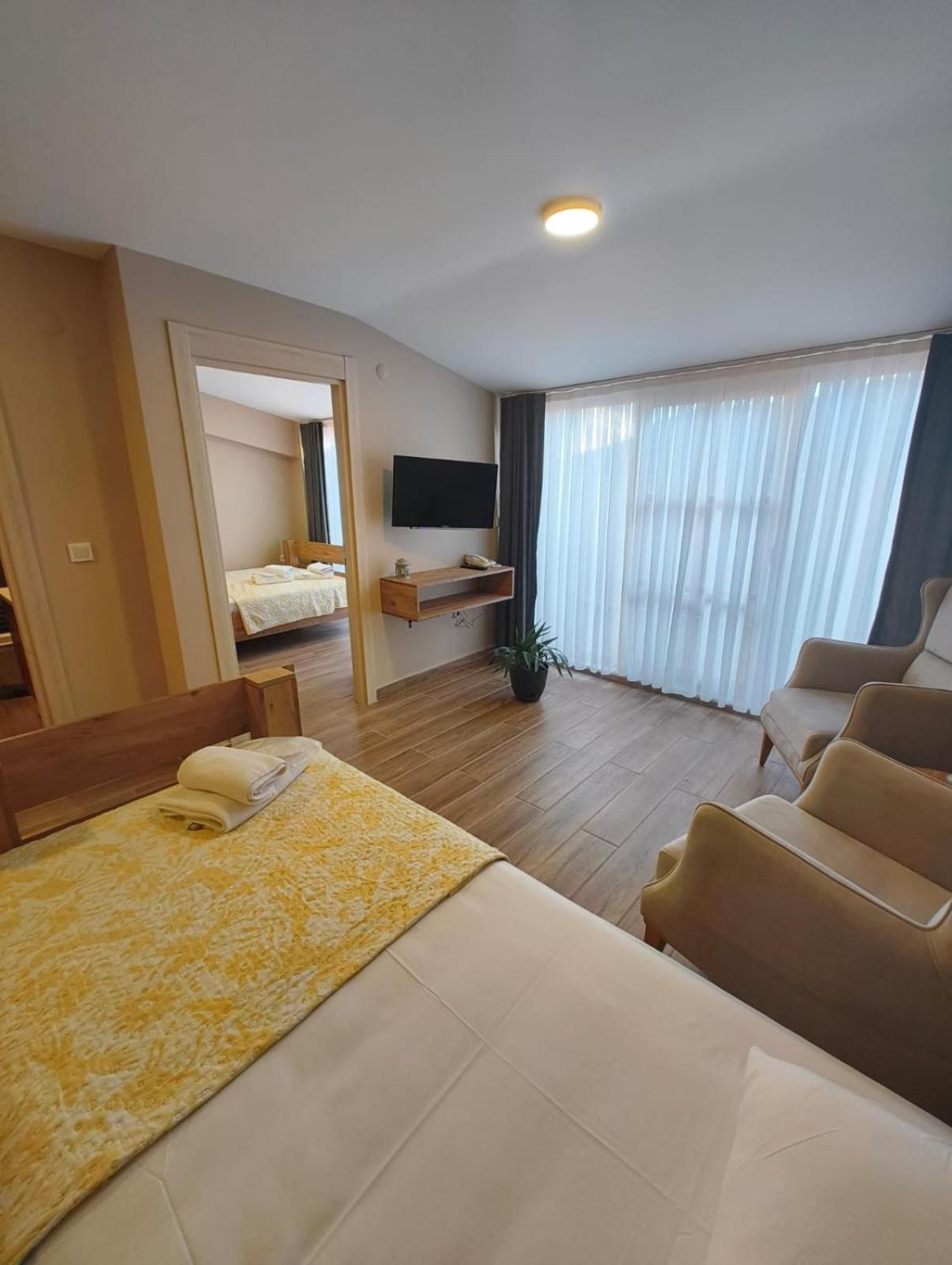 Majestik Hotel Istanbul Exterior photo